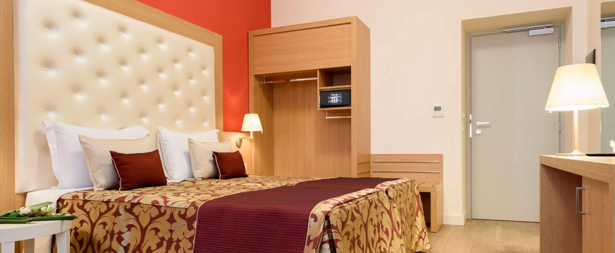 Acomodação com café da manhã  Navona Luxury 2*